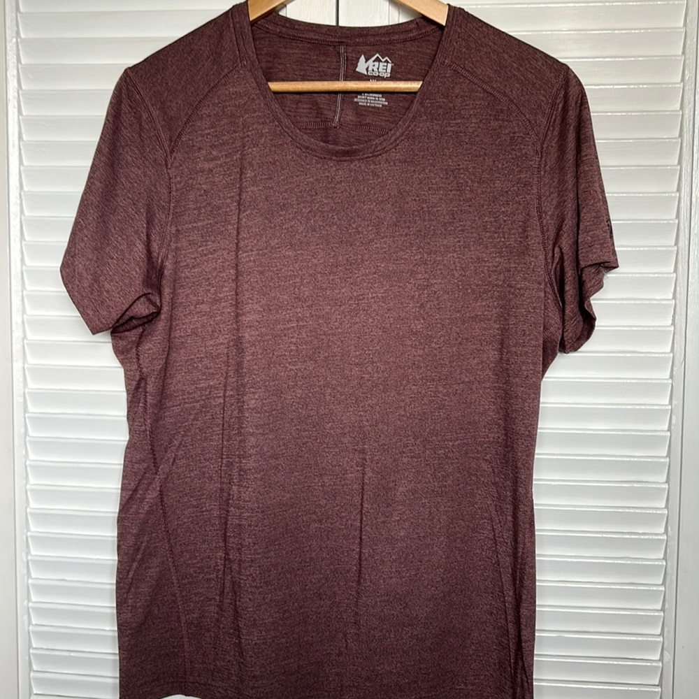 REI short sleeve hiking/biking tee